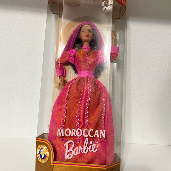 Dolls of The World Moroccan Barbie 1999 - Picture 1 of 2
